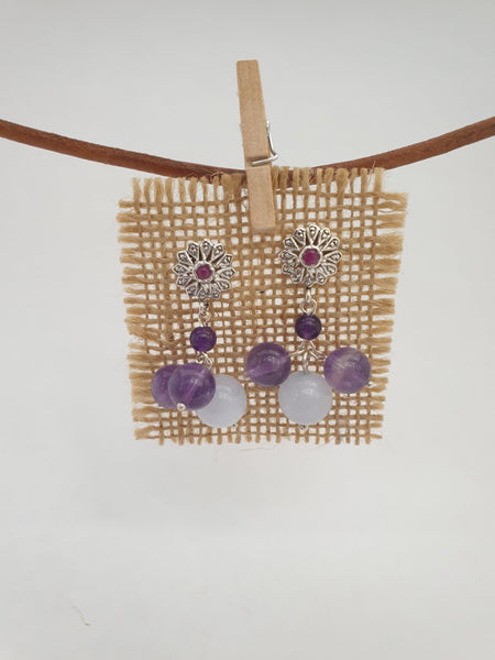 Pendientes Fernadinos con bolas naturales