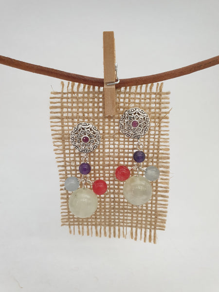 Pendientes Fernadinos con bolas naturales