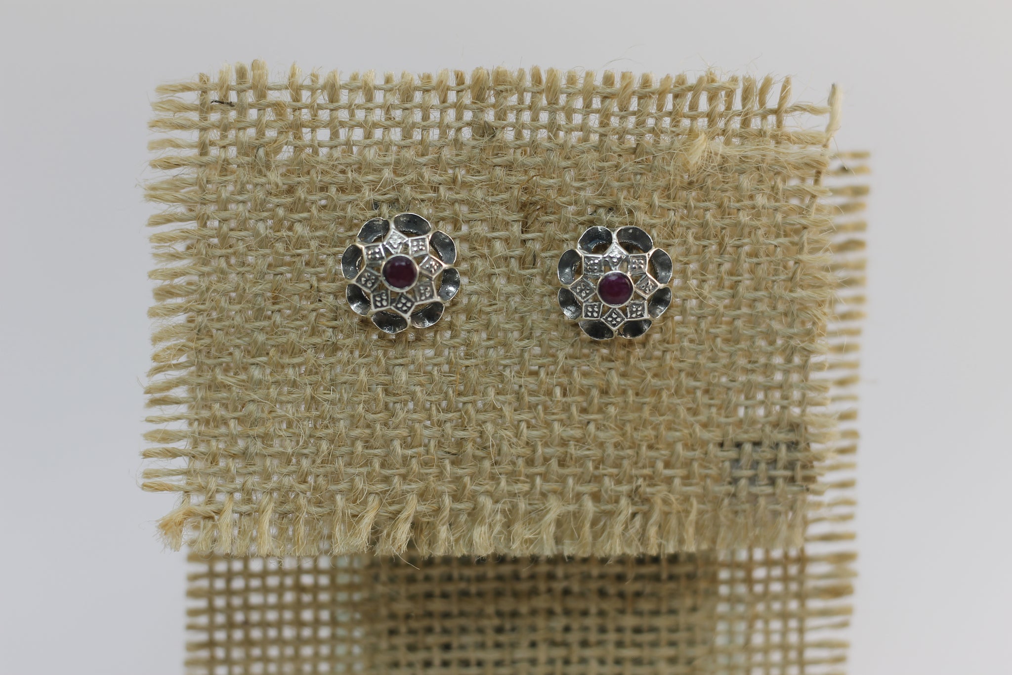 Pendientes Arquillo con Rubí natural