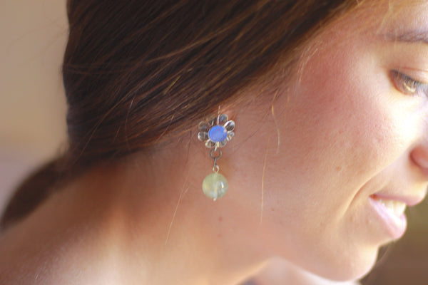 Pendientes Arquillo número 3 con Calcedonia natural y Prenhita